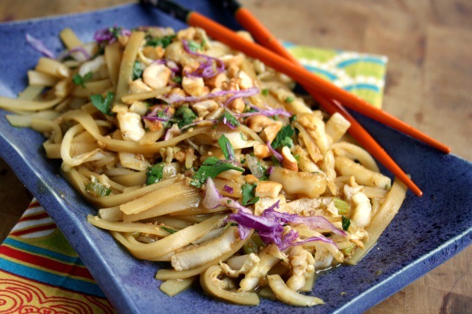 Homemade Vegetarian Pad Thai that's easier than getting takeout ...